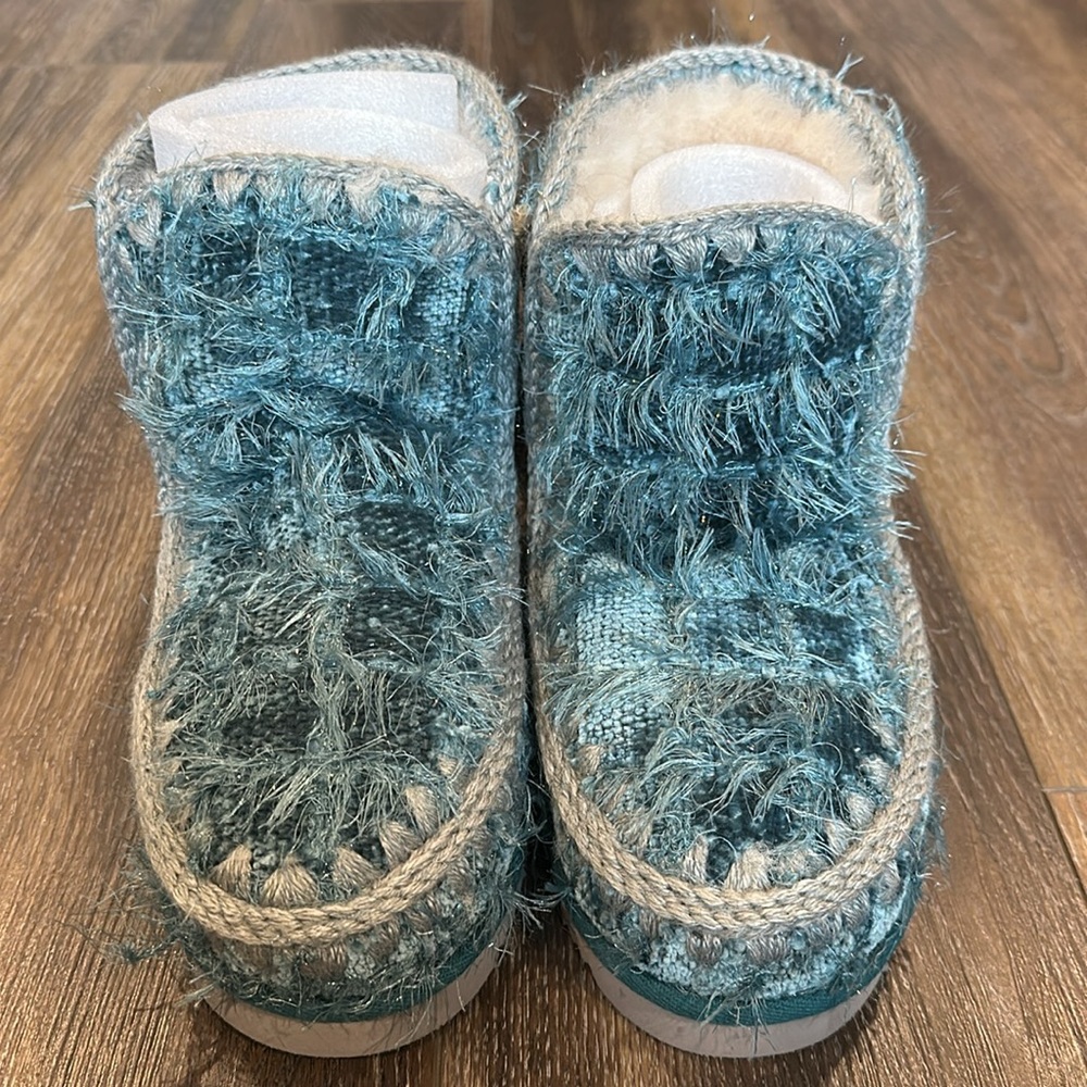 MOU Wooly Glacier Boots Size 38